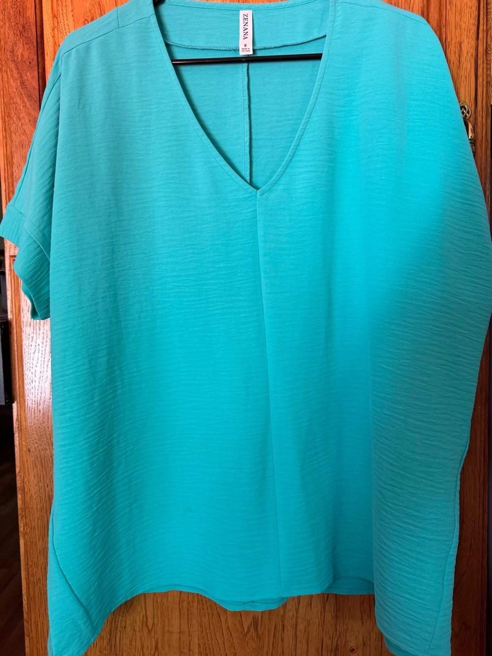 Zenana Outfitters Turquoise V-Neck Top